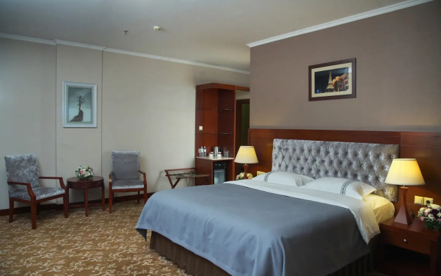 Grand Voyage Hotel