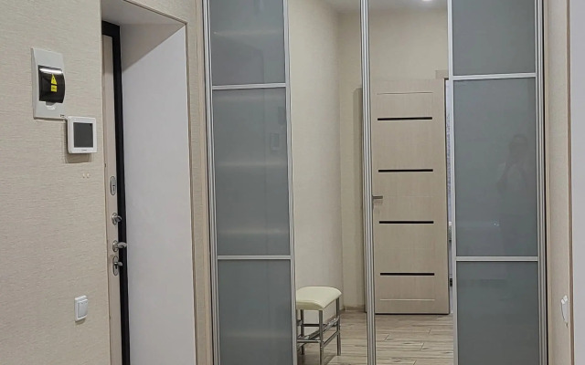 V Tsentre Ribnaya Derevnya U Kanta Apartments