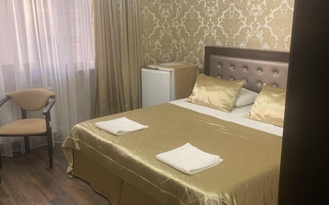 Na Evkaliptovoy 25 Guest House