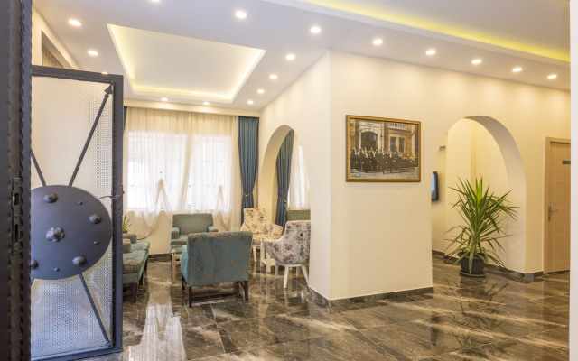Legend Tulip Hotel