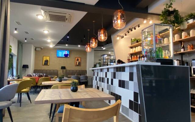 Freezone Inn - Hostel
