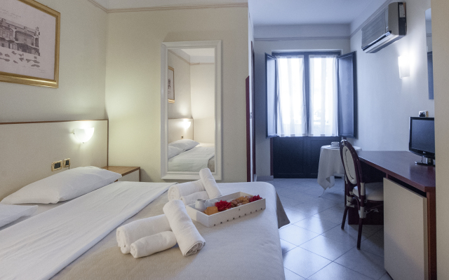 Franco Giaquinto Hotel