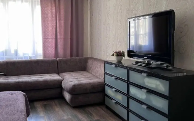 Квартира на Александра Покрышкина, 4/4 (325)