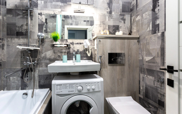 Квартира с Балконом и Видом на Лесопарк Аллея 114