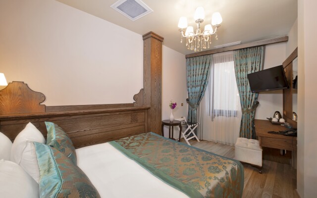 Perapolis Hotel