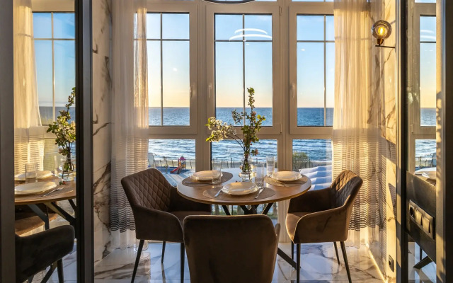2-k s pryamim vidom na more | 1 Liniya Apartaments