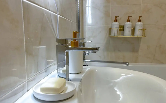 Sovremennaya Studiya V Zhk "Shotlandiya" Flat