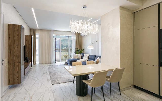 Yalta Plaza Apartments