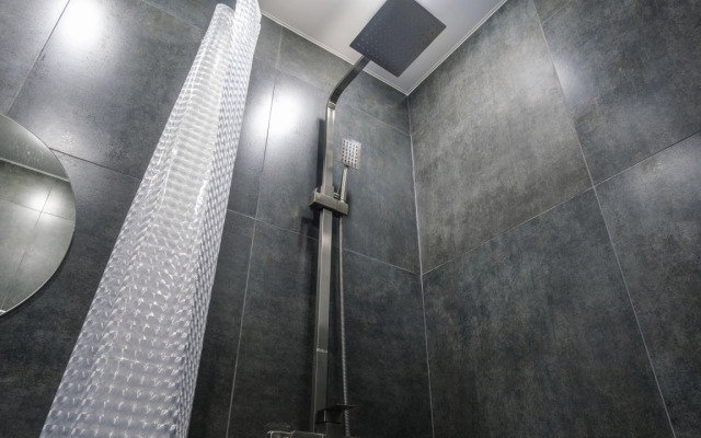 9 Апартаменты Stepanenkov на Онежской 4/1 (В)