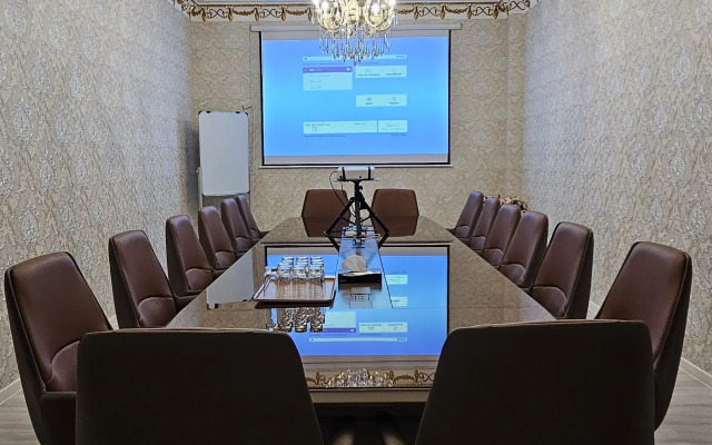 Sharq Hotel
