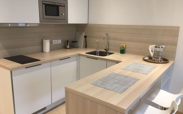 Novye v TSentre Goroda Dostojnye Vas Apartments