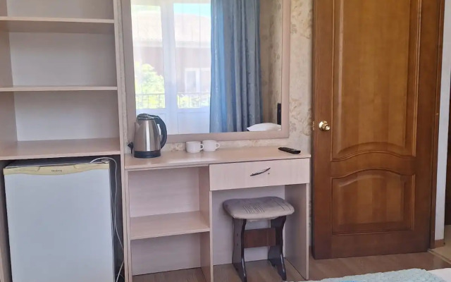 Nika Guest House
