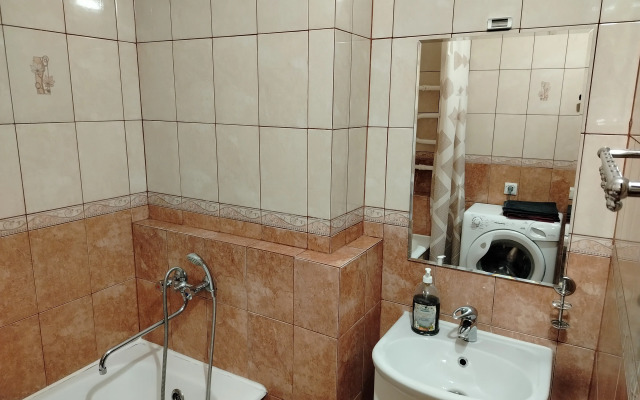 Polnotsennaya odnushka na ul. Ordzhonikidze Flat