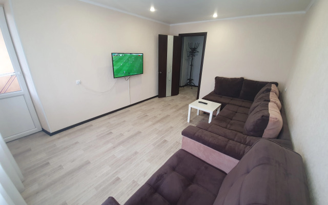 Vitalij HouseRent Dvuhkomnatnaya po ul. SHevchenko,80 Flat