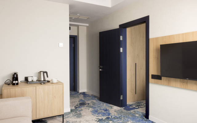 Cosmos Adler Hotel