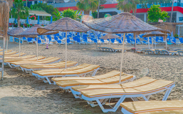 Pyxis Point Hotel - All Inclusive