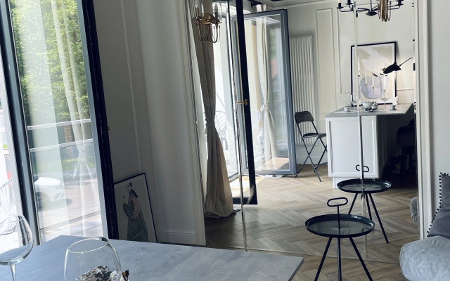 Dizaynerskie Parizh Na Baltike Apartments