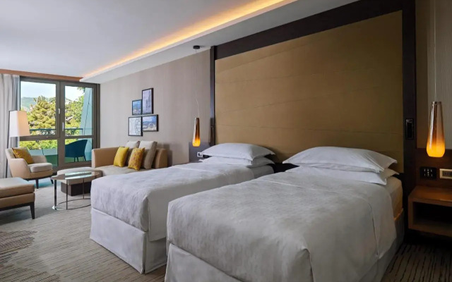 Sheraton Grand Tbilisi Metechi Palace Hotel
