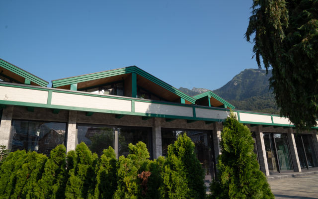 Green Berg 22 Apartment