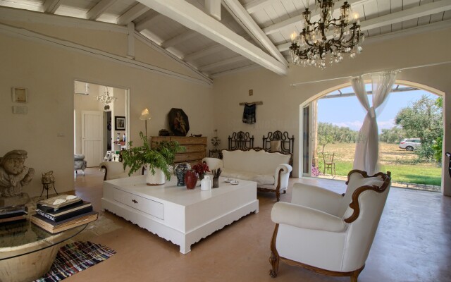 Prestige Alimini Guest House