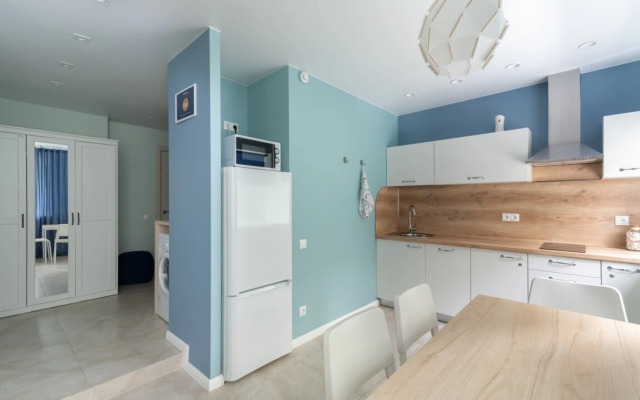Klassicheskaya studiya s dvuspalnoy krovatyu i divanom Apartments
