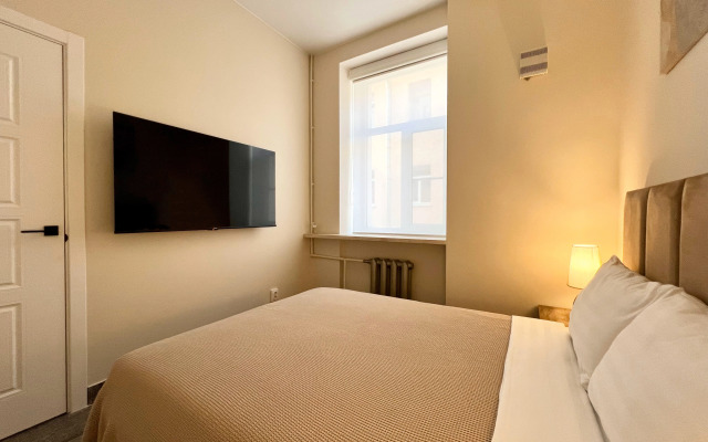 Апартаменты 2-я Советская 23