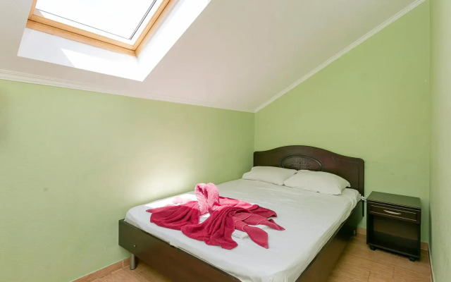 Aleksandros Guest House