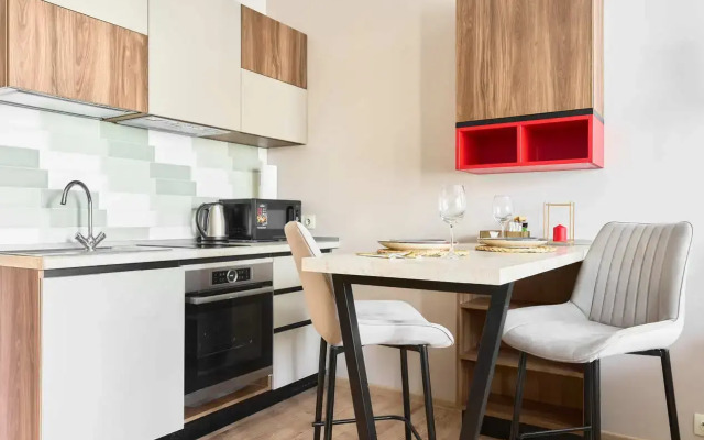 Апартаменты Алис Flowing Space Design