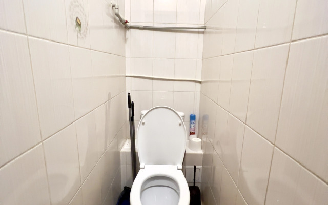 Квартира Трехкомнатная на Гидростроителей