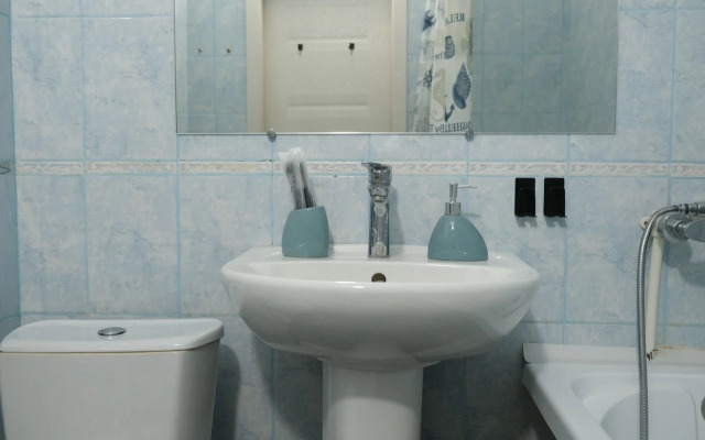 AppartDeLuxe Shevtsovoy 80 Flat