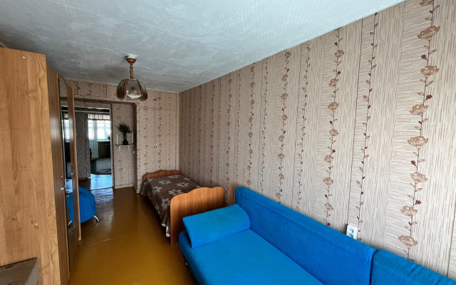 Dvuhkmnatnaya  Ryadom S Tts Bereg Flat