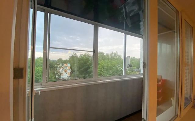 Vmestitelnaya I Uyutnaya 2 Komnatnaya Flat
