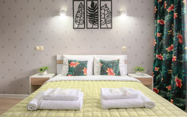 V Tsentre Na Gagarina Ot RentAp Flat