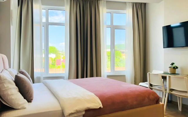 Apartamenty Uyutnaya 3kh Mestnaya Studiya S Balkonom Flat