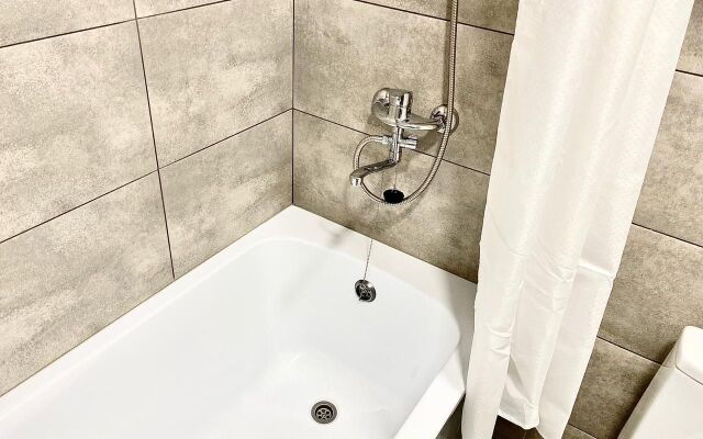 V Tsentre Goroda Na Ulitse Nikitina 107 Apartments