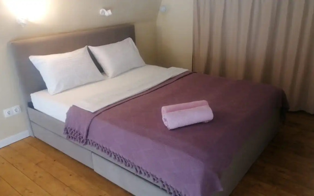 Studiya Loft Flat