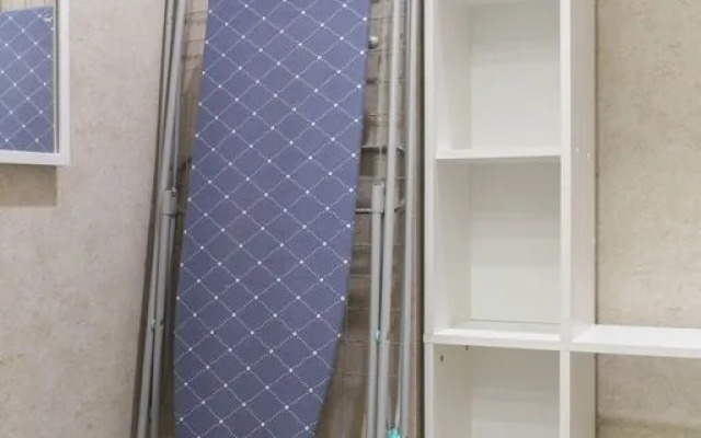 Na Pervomayskoy Ulitse 70 Flat