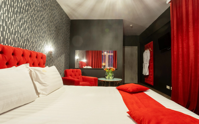Sova Na Profsoyuznoy Hotel