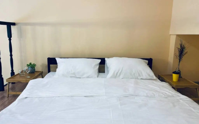 Апартаменты Room-Room Хользунова 39