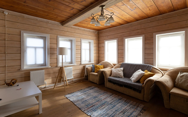 Частный дом с русской печью и баней