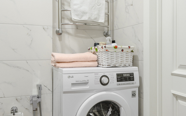 Green FOX s sovremennym remontom v ZhK Lotos Park Flat