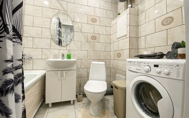 365 Klyuchey na Ulitse Portovaya 37 Flat
