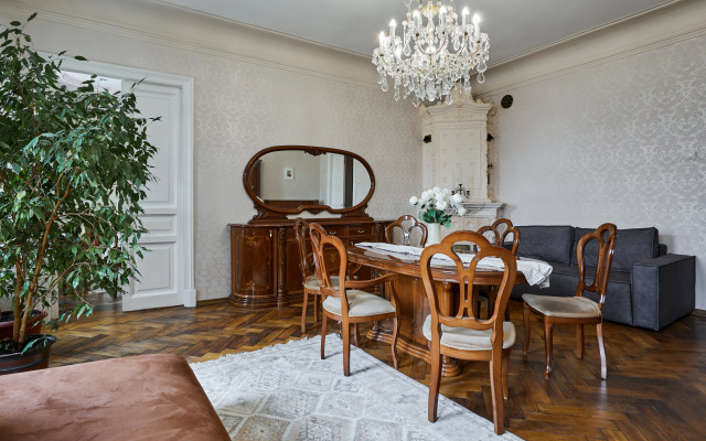 Квартира Просторные апартаменты в центре города