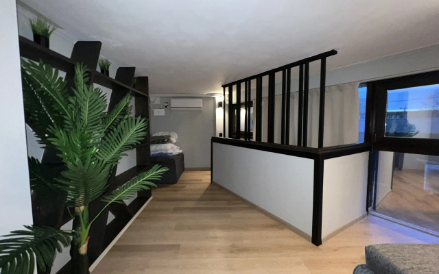 Dvukhurovnevye U Morya Apartments