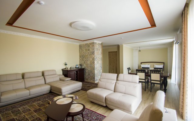 Voyazh Guest House