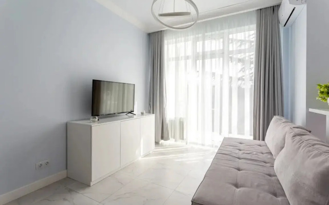 Апартаменты RED APARTMENTS Покровский Парк Секвойя