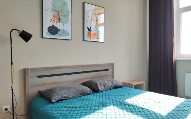 Panda Home sovremennom ZhK s krasivym vidom na reku Apartments