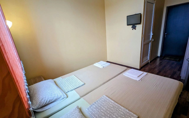 Belye Rosy Guest House
