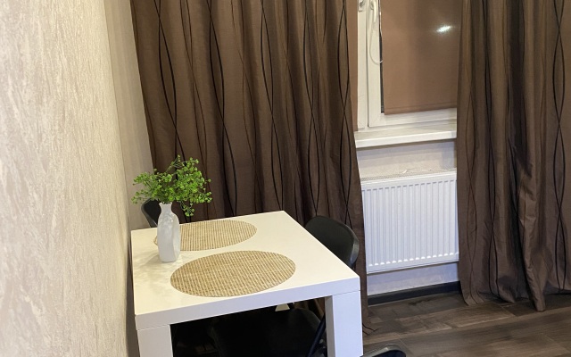 Na Konstantina Paustovskogo 6 Flat