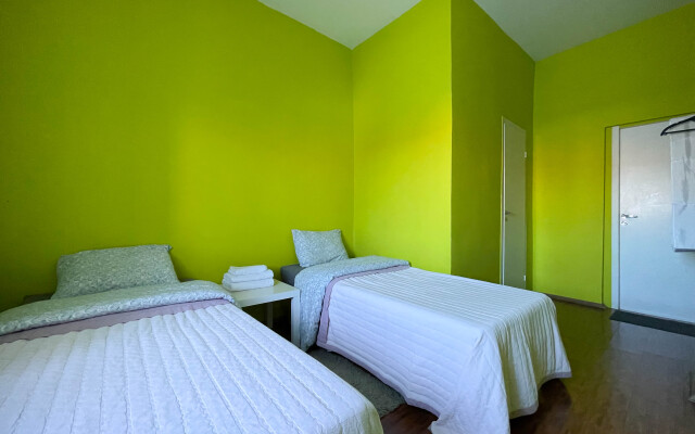 Отель Сафари